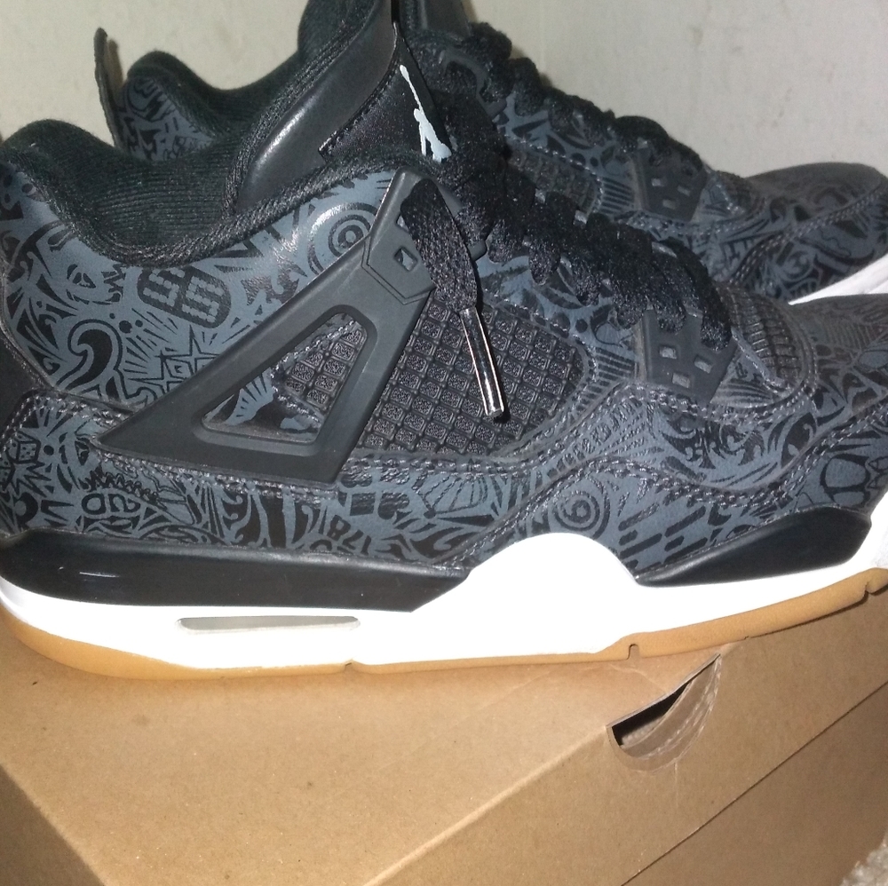 Jordan 4 black lazer Gs